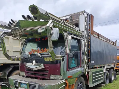 Isuzu Giga dump truck