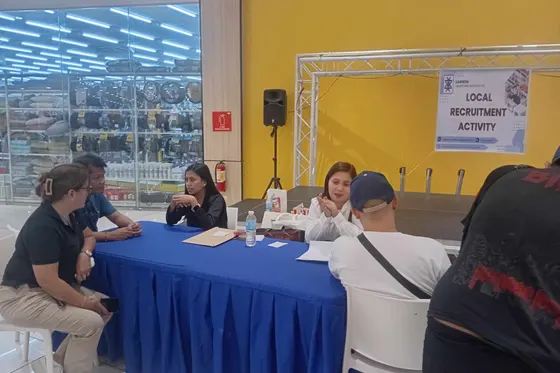 Kariken recruiters interviewing applicants at a local recruitment activity